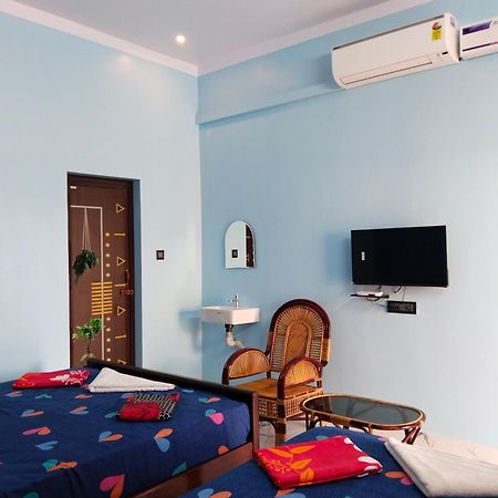 Отель Vedhav Residency Канниякумари Экстерьер фото