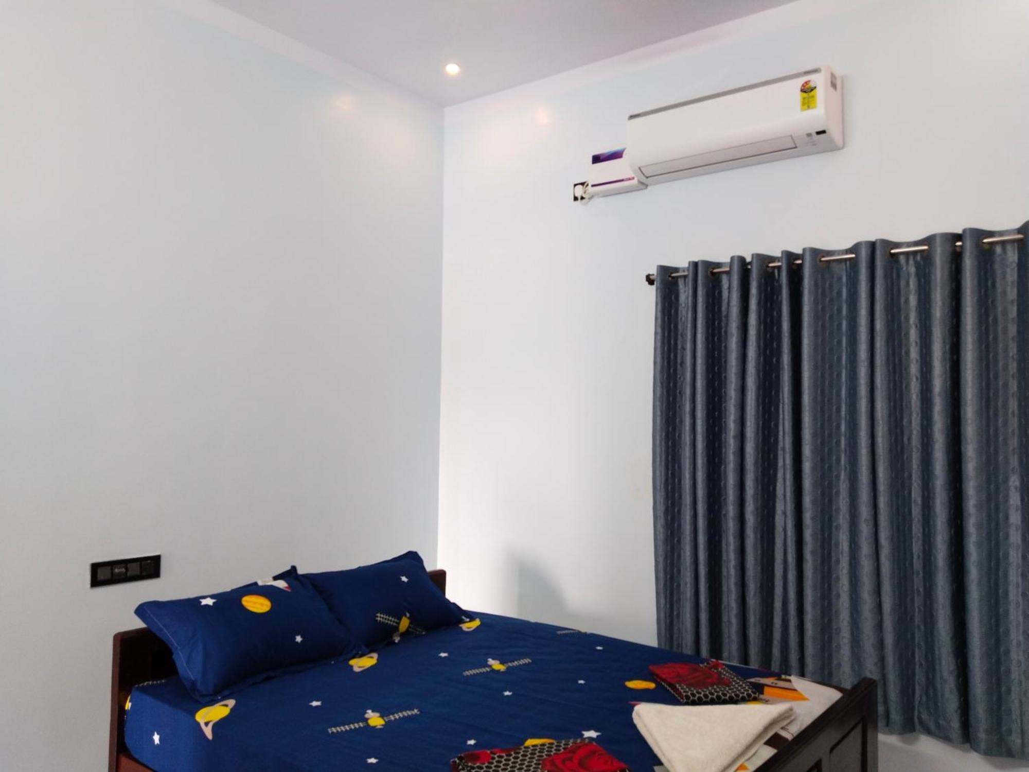Отель Vedhav Residency Канниякумари Экстерьер фото